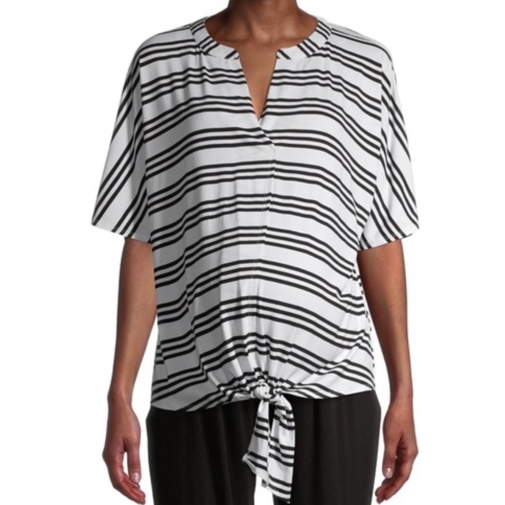 Maternity Tie-Front Top - Picture 4 of 6
